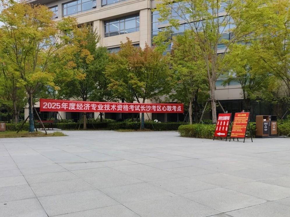 cdfdca9e3dcb25f430219d9046dcacfd