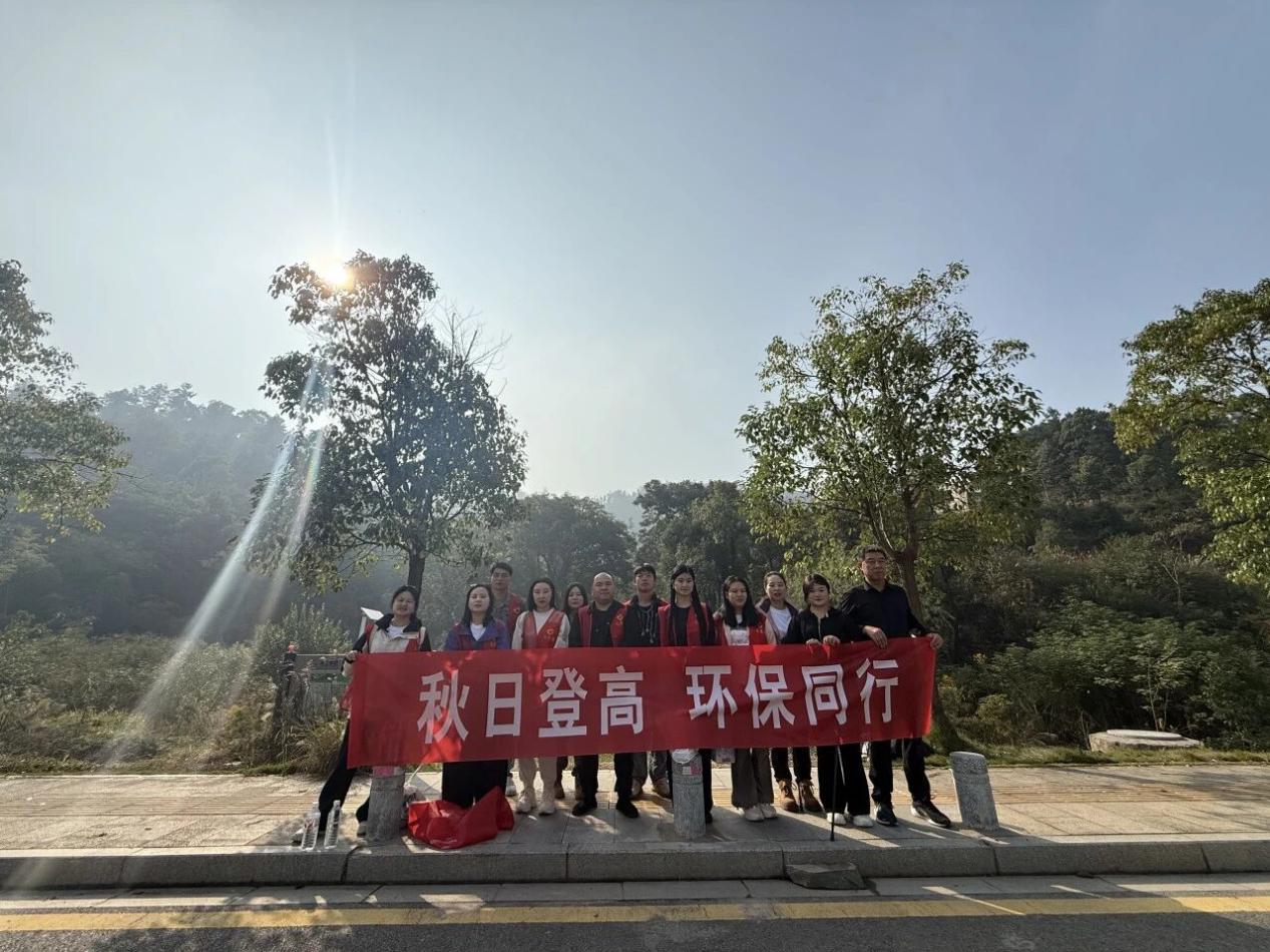 e945b52fbb3a970e79ebf9dfa8dabf4b